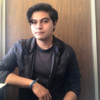 Víctor Manuel Tamayo Briones Email
