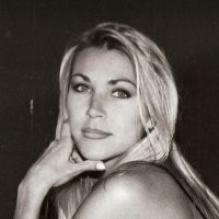 Ashley Ayres Email & Phone Number