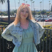 Kayla Breheny Email & Phone Number