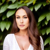 Lucinda Stanley Email & Phone Number