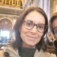 Roberta Freire Email