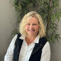 Lensing Building Specialties Employee Susie Traylor's profile photo
