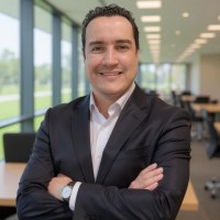 Vinicius Lopes Email & Phone Number