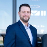 E-mail e número de telefone de John Sokoll