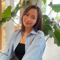 Queenie Vu Email