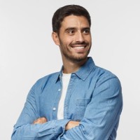 Web Scrape Employee Vinard J.'s profile photo