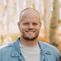 Glow Employee Travis Lignell's profile photo