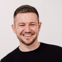 red_medellin Employee Ross Garlick's profile photo