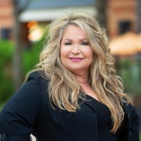 JP and Associates REALTORS Employee Donna Patrick's profile photo