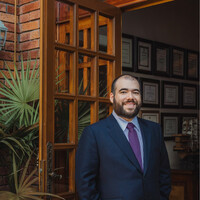 Simon Herrera Bazan Email