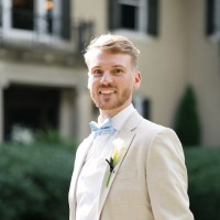Cushman & Wakefield Employee Drew Mendes's profile photo