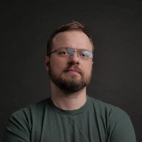 Kamil Frąckiewicz Email