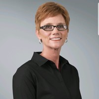 Lindsay Markham Email & Phone Number