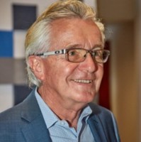 Image Options Employee Tim Bennett's profile photo