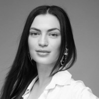 Adnow.com Employee Alina Angheluta's profile photo