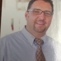 Sewell Ford, Inc. Employee Robert Flores's profile photo