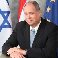E-mail de David Wiernik