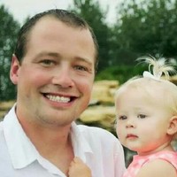 FloorMedics Employee Dominic Davis's profile photo