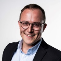 Lars Schubert Email