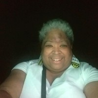 Check Into Cash Employee Dianna Mitchell's profile photo