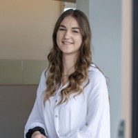 Laura Möller Email