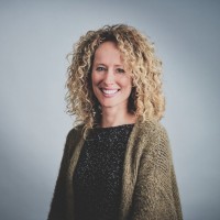 Marije van Kempen Email