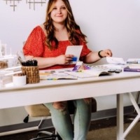 Kristen Swiercinsky Email & Phone Number