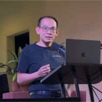 Vinh Luong Email & Phone Number