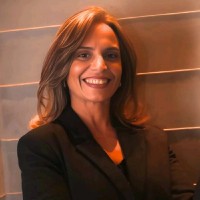 Renata Marra Email