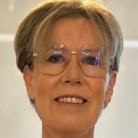 Claire Potter Email