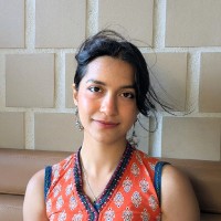Esha Vaze Email
