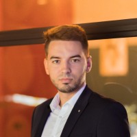 Erik Ruszinka Email