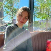 Clara Holmén Email