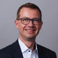 Markus Schöll Email
