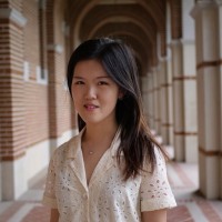 Meta Employee Eva's profile photo