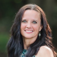 Hillary Arveseth Email & Phone Number