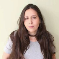 Priscilla Vasconcelos Email