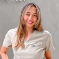 Nicole Pang Email & Phone Number