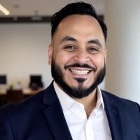 Cushman & Wakefield Employee Michael Ocasio's profile photo