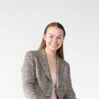 AR Academics Employee Lauren Petroff's profile photo