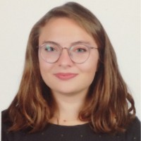Arnsburg Apotheke Employee İdil Çınar's profile photo