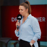 Sanne Martens Email