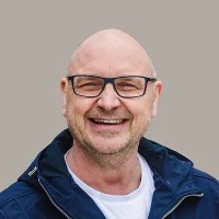 Simon Gunton Email