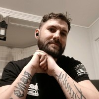 Daniel Mills Email