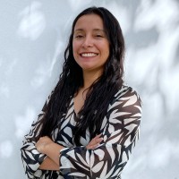 Diana Dávalos Email