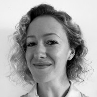 Iris van Oudvorst Email