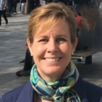 Helena Robertsson Email