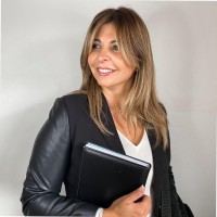 Lorena N Filgueiras Email