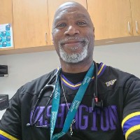 Neighborhood Healthcare Employee Derrick Wright's profile photo