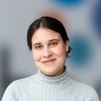 Boglárka Lipka Email